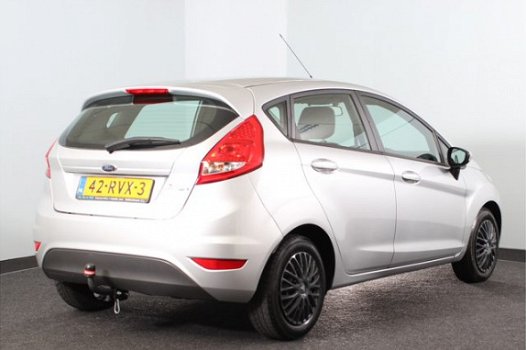 Ford Fiesta - 1.6 TDCi 95PK ECOnetic Trend | Trekhaak | Airco - 1