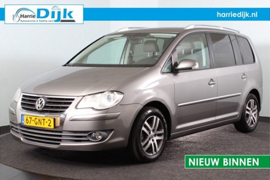 Volkswagen Touran - 2.0 TDI 140PK Highline | NAV | ECC | Afn. Trekhaak | Cruise | LM - 1