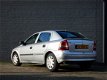 Opel Astra - 1.6 Club MEENEEMPRIJS APK t/m 09-06-20 - 1 - Thumbnail