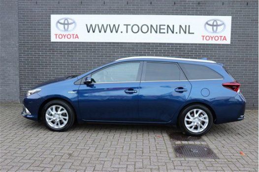 Toyota Auris Touring Sports - 1.8 Hybrid Lease pro Rijklaarprijs Navigatie-LED-Parkeersensoren voor/ - 1