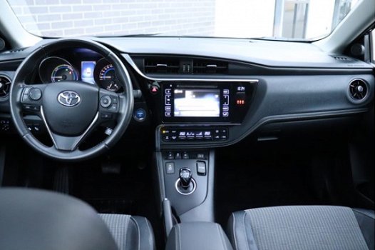 Toyota Auris Touring Sports - 1.8 Hybrid Lease pro Rijklaarprijs Navigatie-LED-Parkeersensoren voor/ - 1