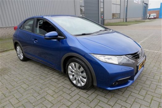 Honda Civic - 1.8 Sport 5Drs /Navi/Camera/17inch/1e Eig/Clima/NAP/Garantie - 1