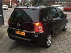 Opel Zafira - 1.8 Cosmo (7p./NAV./Airco/PDC/LMV/NL AUTO)