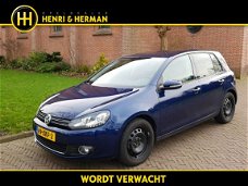 Volkswagen Golf - 1.2 TSI High Line (17"LMV/NAV./Climate/NL AUTO)