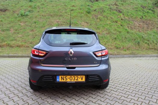 Renault Clio - 0.9 TCe Intens * 5-deurs * Navigatie * Airco - 1