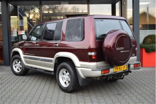 Isuzu Trooper 4x4 - 3.5 V6 VAN - 1