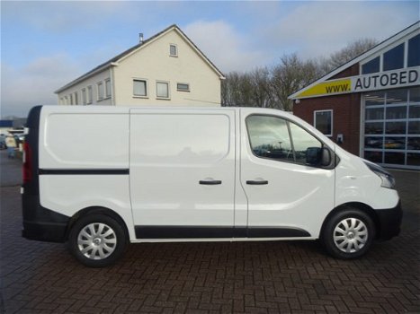 Renault Trafic - 1.6 dCi 140pk 2x Schuifdeur, 3-Pers, Trekhaak, Navi, Airco - 1