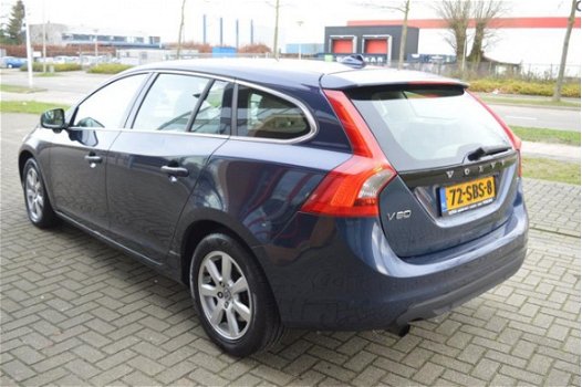 Volvo V60 - 2.0 D3 Momentum bj11 mooie auto - 1