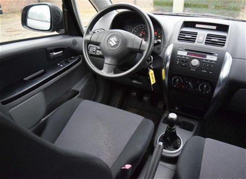 Suzuki SX4 - 1.6 Comfort / airconditioning / cruise control / trekhaak / lichtmetalen velgen - 1