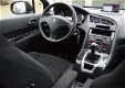 Peugeot 5008 - 1.6 VTi Blue Lease 5p. / navigatie / trekhaak / cruise control / parkeersensoren - 1 - Thumbnail