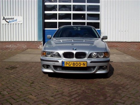 BMW 5-serie Touring - 530d Lifestyle Executive 6 cilinder Youngtimer - 1