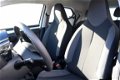Toyota Aygo - 1.0 VVT-i x-fun - Airco - Nieuw uit voorraad - 5 jaar garantie en 5 jaar onderhoud - 1 - Thumbnail