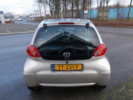 Toyota Aygo - 1.0-12V Sport Calvin Klein Editie - 1