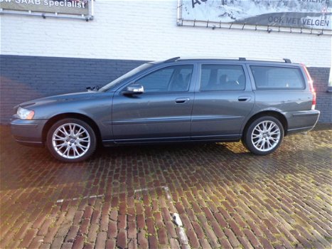 Volvo V70 - 2.4 Edition Sport - 1