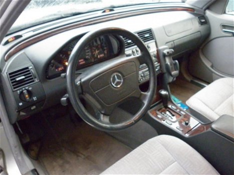 Mercedes-Benz C-klasse Combi - 280 Elegance Xenon AUTOMAAT - 1