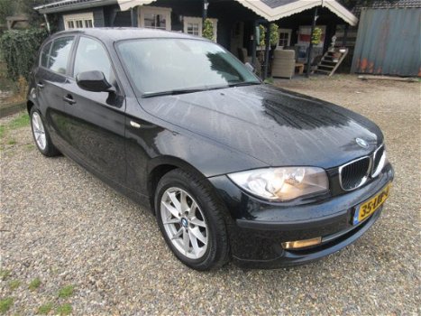 BMW 1-serie - 118i Business Line - Airco - 6 Bak - 1