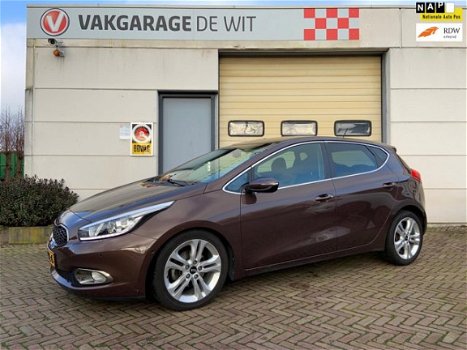 Kia Cee'd - 1.6 GDI Super Pack Navi | Camera | 17 inch - 1