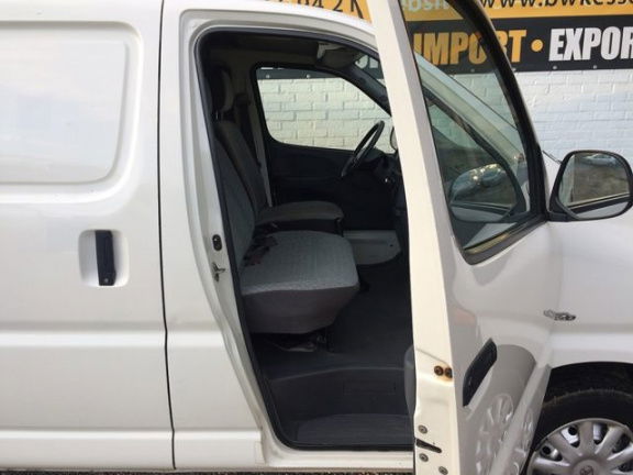 Toyota HiAce - 2.5 D4-D 90 L1H1 Trekhaak - Afbeelding 4