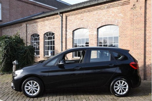 BMW 2-serie Active Tourer - 218i Essential 2015 111.884KM Org Nederlands Navi Clima Cruise LMV PDC - 1