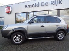 Hyundai Tucson - 2.0i Active, Airco, Trekhaak