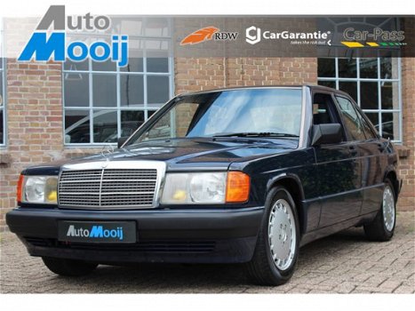 Mercedes-Benz 190-serie - 2.6 E Automaat 6 cilinder, Slechts 66.121 km, Youngtimer, Airco - 1