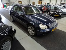 Mercedes-Benz C-klasse - 200 K. Elegance Automaat Airco Climate control leer