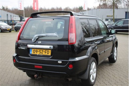 Nissan X-Trail - 2.2 dCi Columbia Style Euro 4, 4X4, Deze auto moet nog gereinigd worden airco, clim - 1