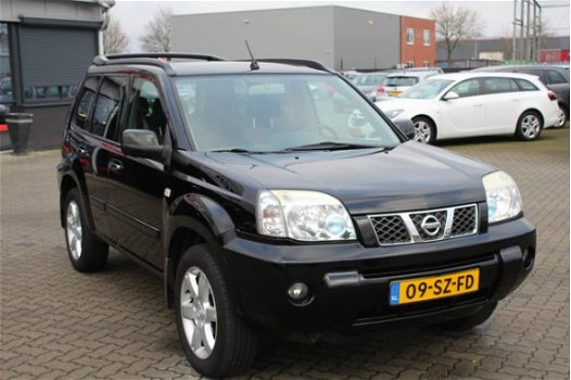 Nissan X-Trail - 2.2 dCi Columbia Style Euro 4, 4X4, Deze auto moet nog gereinigd worden airco, clim - 1