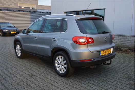 Volkswagen Tiguan - 2.0TDI 140PK SPORT EN STYLE NAV ECC TREKHAAK - 1