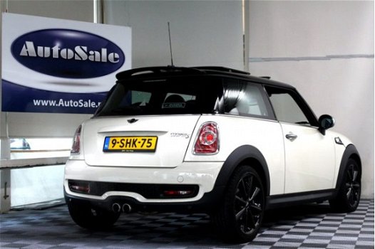 Mini Mini Cooper - 1.6 S PANO NAVI LEDER XENON STOELVERW. '14 - 1