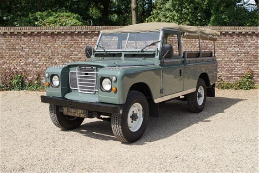 Land Rover 109 - PICK-UP LHD Diesel - 1