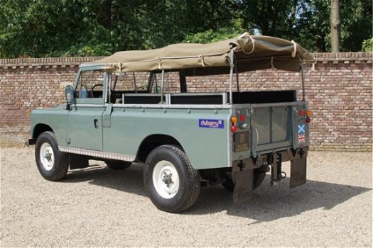 Land Rover 109 - PICK-UP LHD Diesel - 1