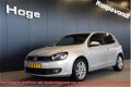 Volkswagen Golf - 1.6 TDI Highline BlueMotion Automaat Navigatie Rijklaarprijs Inruil Mogelijk - 1 - Thumbnail