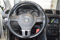 Volkswagen Golf - 1.6 TDI Highline BlueMotion Automaat Navigatie Rijklaarprijs Inruil Mogelijk - 1 - Thumbnail
