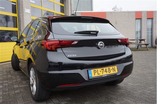 Opel Astra - 1.4 T 150PK Innovation BJ2017 LED | LMV16