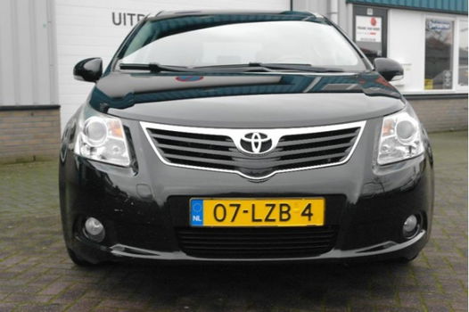 Toyota Avensis Wagon - 2.0 VVTi Business - 1