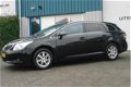 Toyota Avensis Wagon - 2.0 VVTi Business - 1 - Thumbnail