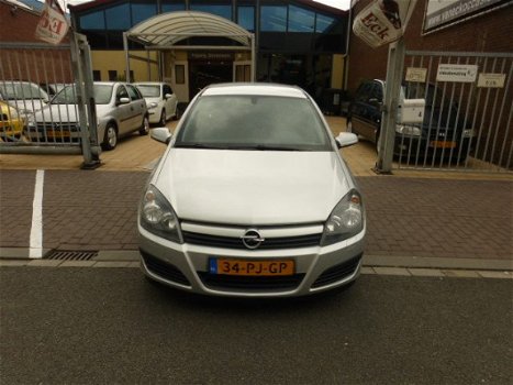 Opel Astra - 1.6 Essentia, , 5, deurs, climate, controle - 1