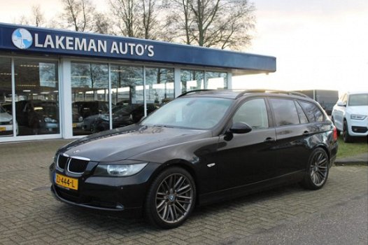 BMW 3-serie Touring - 320i Black Edition Huurkoop Inruil Service Garantie Apk - 1