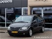 Chrysler Voyager - 2.4i 16V SE-Luxe 7-persoons / 2 Schuifdeuren - 1 - Thumbnail