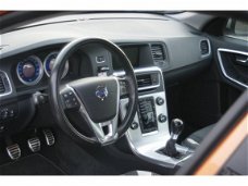 Volvo S60 - 1.6 Drive R-Design Nav/Xenon/ECC/Dealer ond