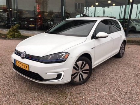 Volkswagen Golf - 85kw Automaat 5 drs. 4 procent bijtelling - 1