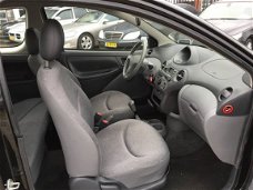 Toyota Yaris - 1.0 12v VVT-i 3drs