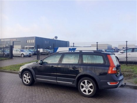 Volvo XC70 - 3.2 AWD Momentum | Schuif/Kanteldak | Leder | Xenon | Trekhaak - 1