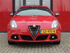 Alfa Romeo Giulietta - 1.4 TCT 170Pk Exclusive Automaat QV-line Leer/Alcantara | Xenon | Elec. stoel