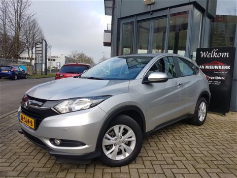 Honda HR-V - 1.5 i-VTEC 130pk CVT Automaat Elegance Zeer Zuinig - 1