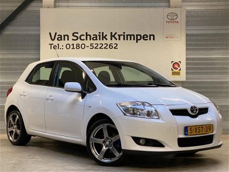 Toyota Auris - 1.6-16V Terra - 1