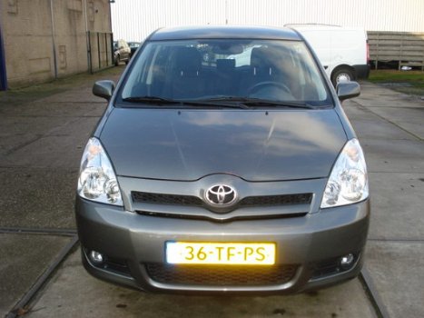 Toyota Corolla Verso - 1.6 VVT-I 5P AIRCO - NAVIGATIE - 1