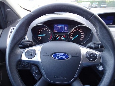 Ford Kuga - 1.6 EcoBoost 182pk 4WD Automaat Titanum Plus - 1