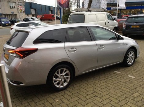 Toyota Auris Touring Sports - 1.8 Hybrid Dynamic - 1